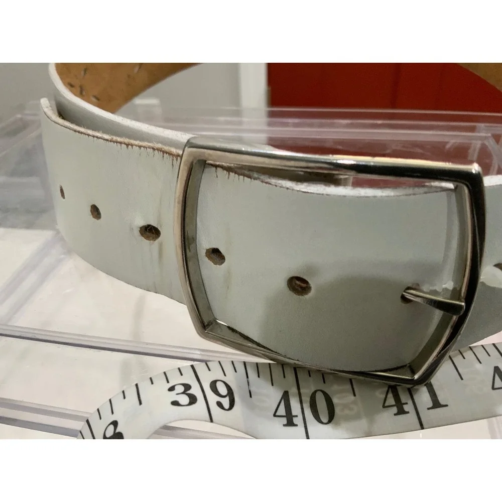 Womens White Leather Floral Cutout Belt Silver Buckle Size Large 41 Inch